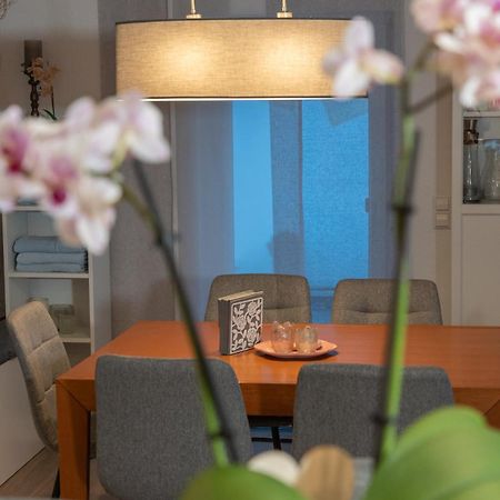 #3 Bequemes Zimmer Mit Pool Und Garten Memmingen Bagian luar foto