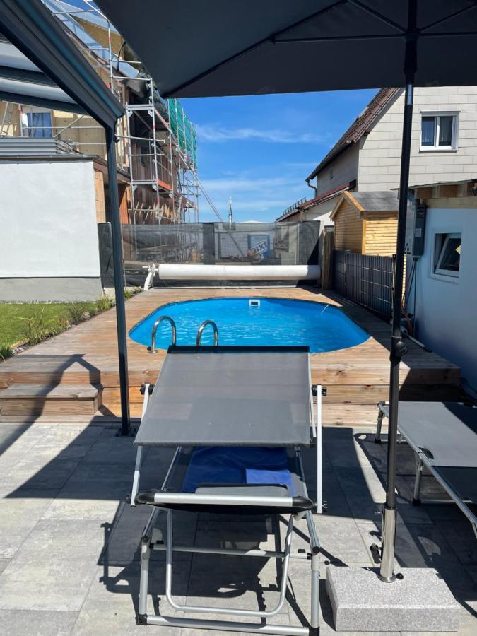 #3 Bequemes Zimmer Mit Pool Und Garten Memmingen Bagian luar foto