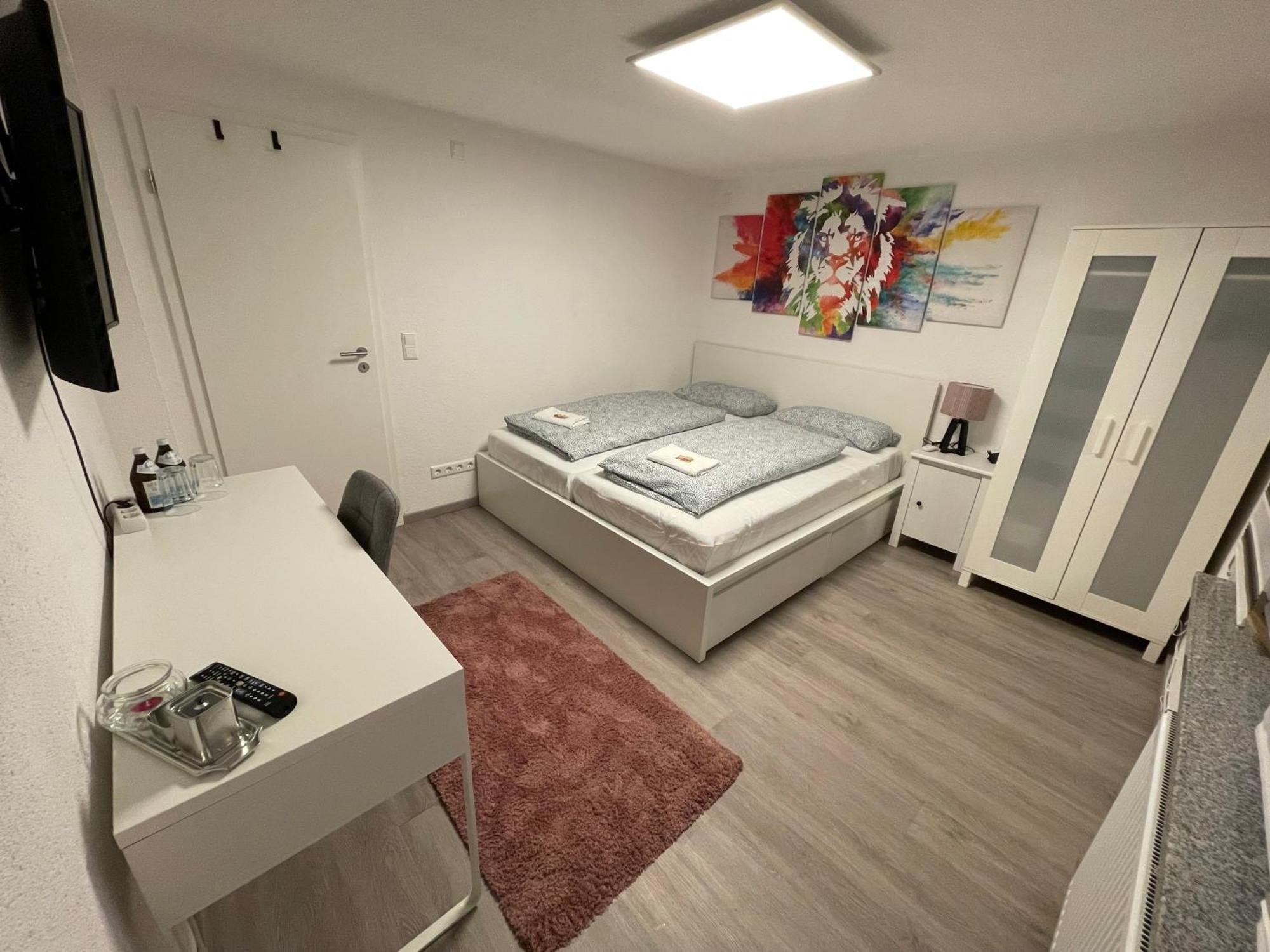 #3 Bequemes Zimmer Mit Pool Und Garten Memmingen Bagian luar foto