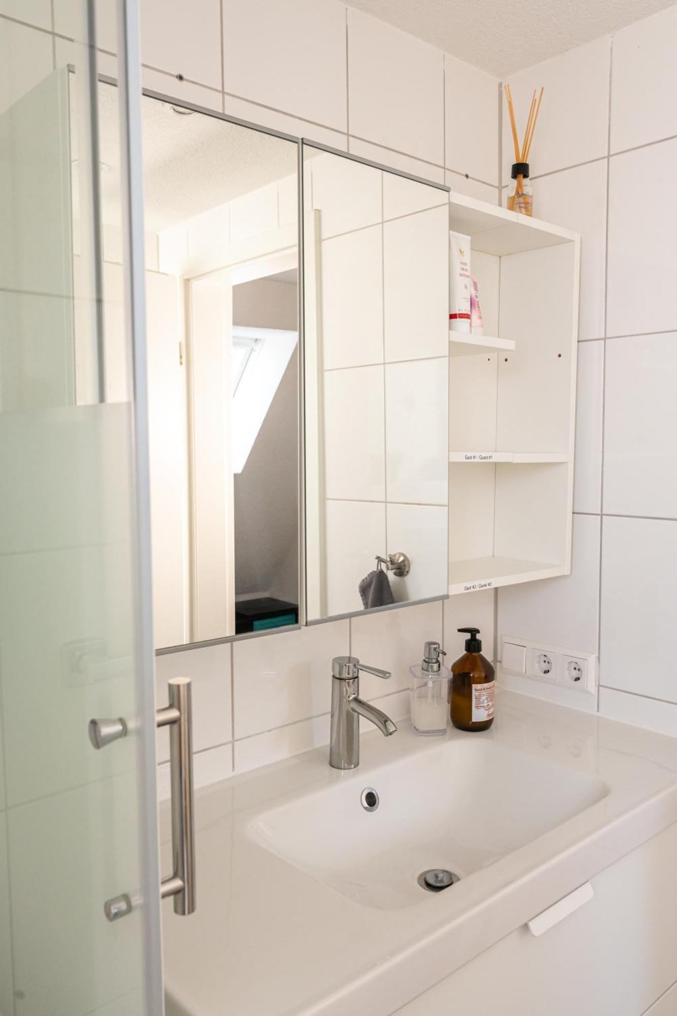 #3 Bequemes Zimmer Mit Pool Und Garten Memmingen Bagian luar foto