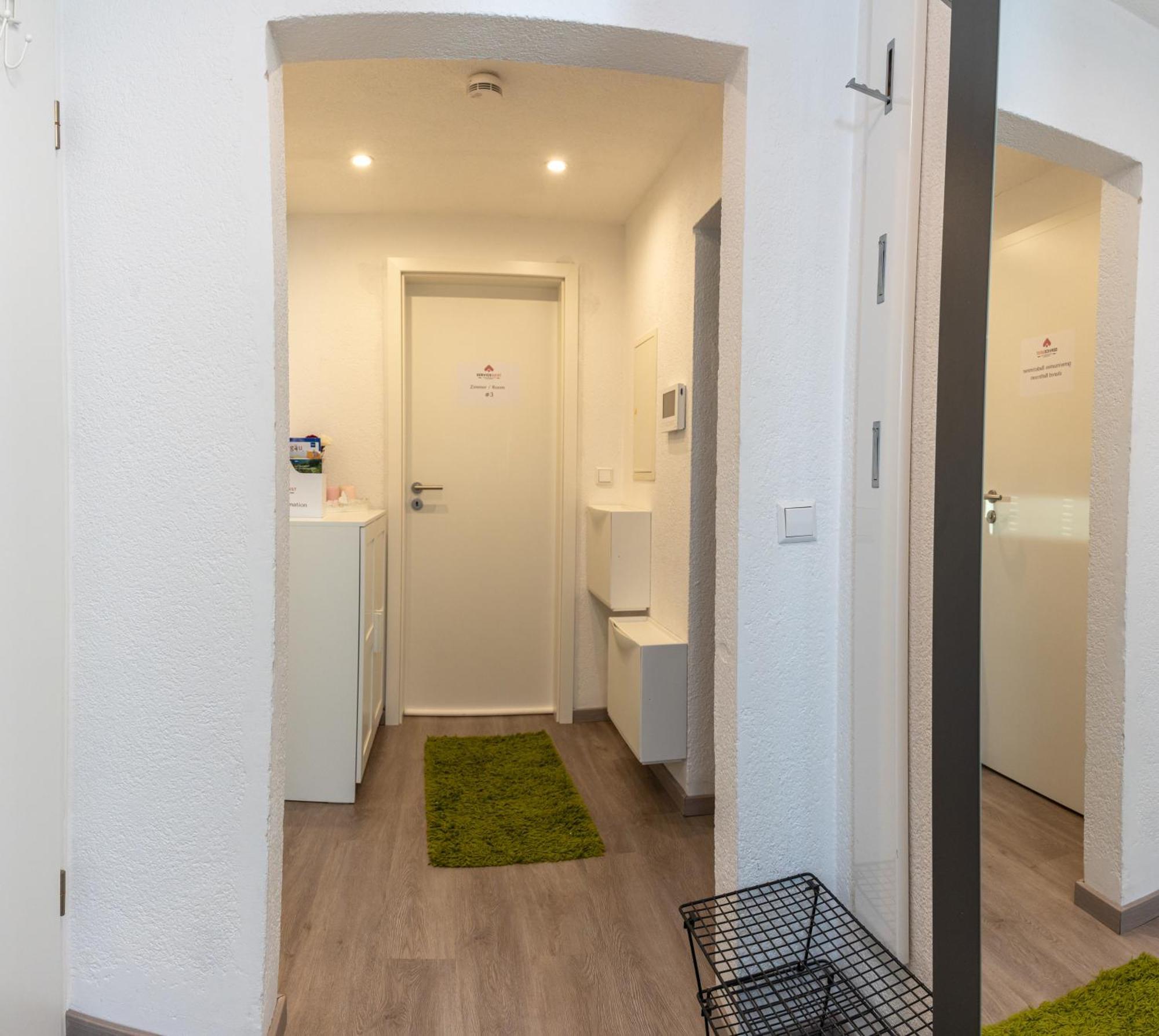 #3 Bequemes Zimmer Mit Pool Und Garten Memmingen Bagian luar foto