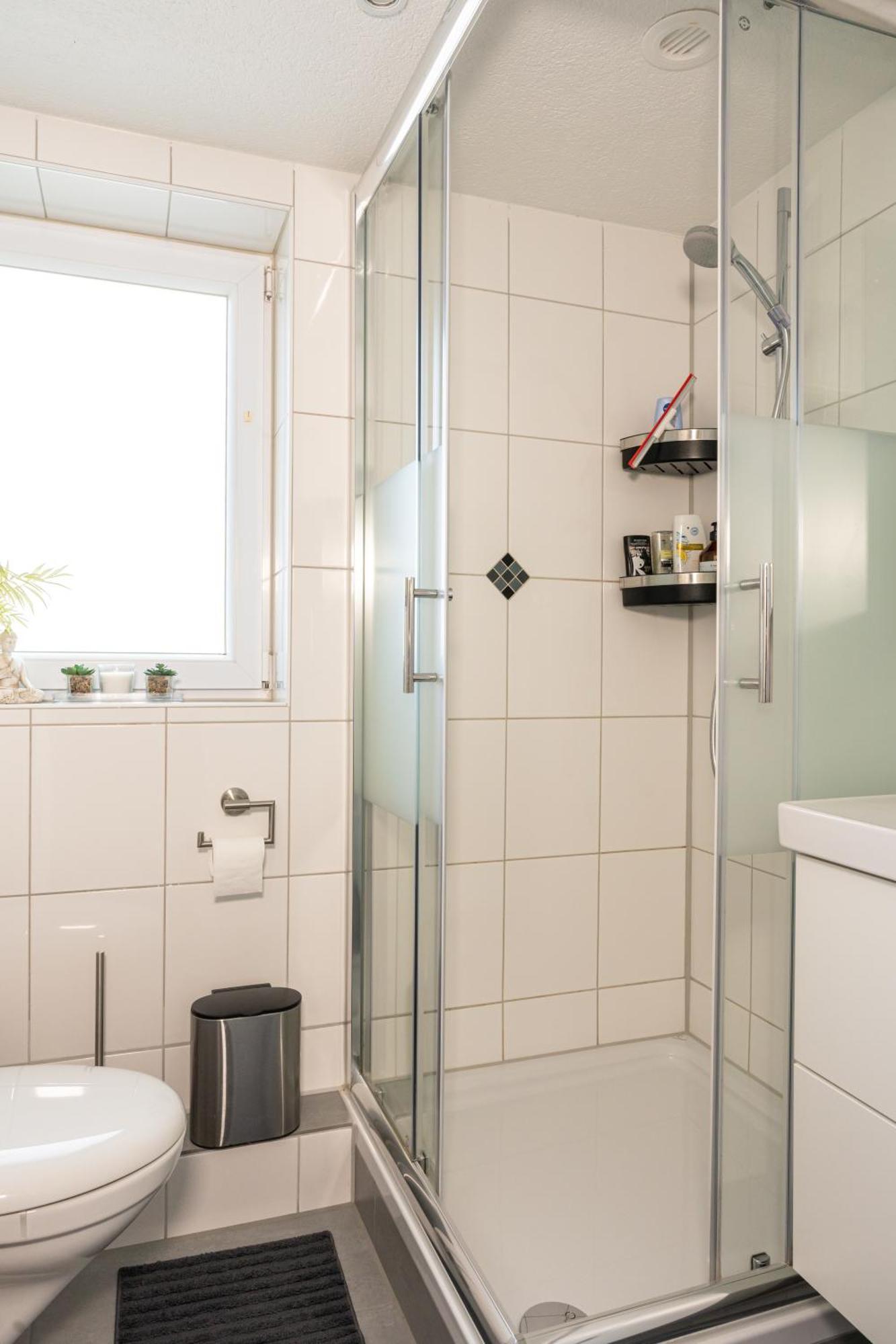 #3 Bequemes Zimmer Mit Pool Und Garten Memmingen Bagian luar foto