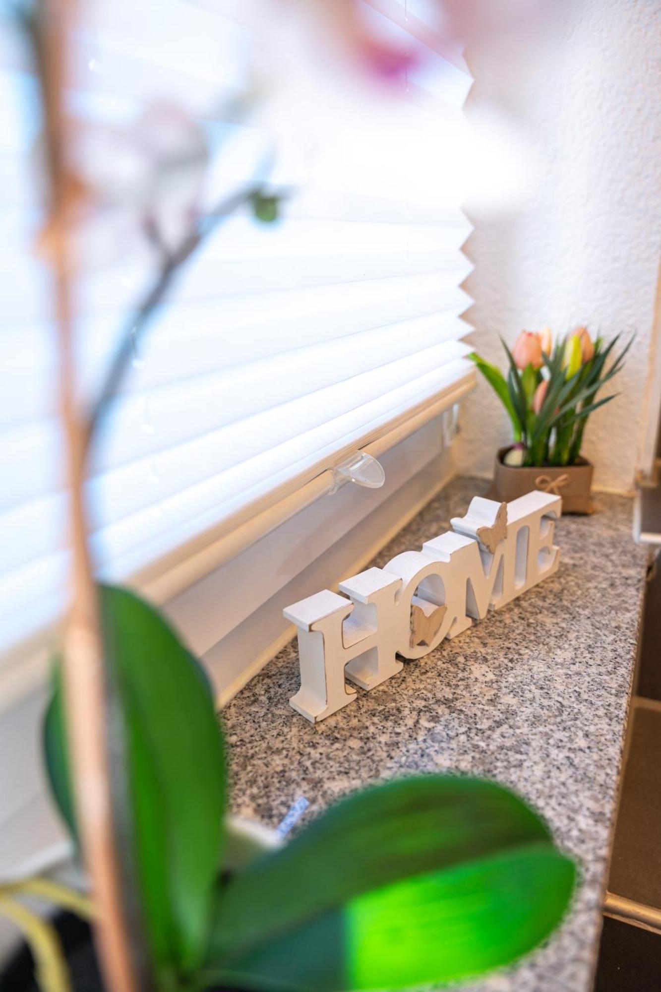 #3 Bequemes Zimmer Mit Pool Und Garten Memmingen Bagian luar foto